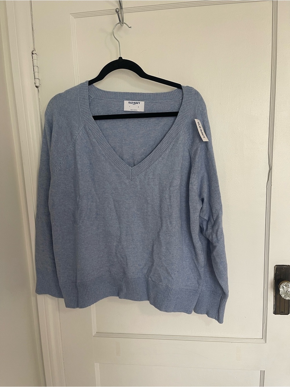 Old Navy Pale Blue V-Neck Women's Sweater